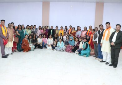 “ताज महोत्सव” के अन्तर्गत “चित्रकला प्रदर्शनी” एवं कला संवाद का आयोजन किया गया.