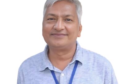 *देश प्रेम के रंग से, दोनों खेलो संग*